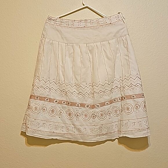 Sandro white embellished/embroidered skirt size 4 - Picture 1 of 7